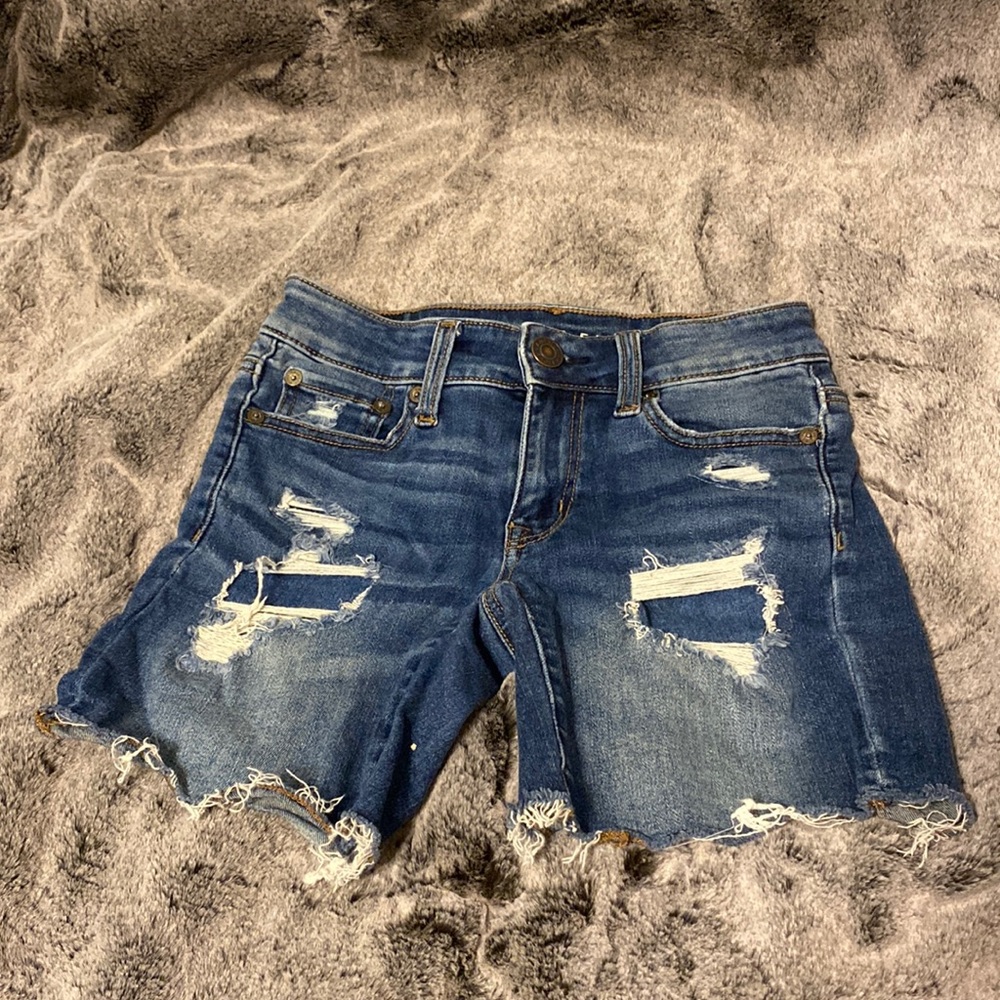 american eagle ripped jean shorts